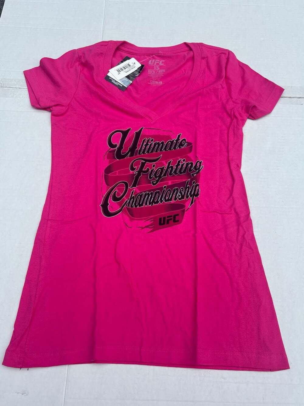 UFC Ultimate Fighting Championship Pink V-Neck Graphic T-Shirt Small New